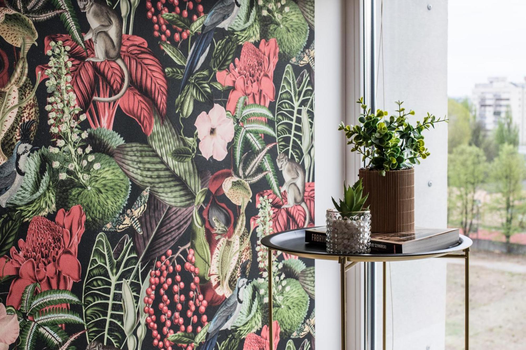 Monkey - 77 Wigury Street *